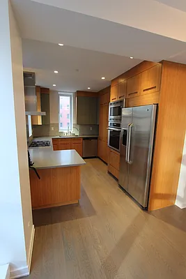 Rented by Aimee Grodanz, LREB | media 41