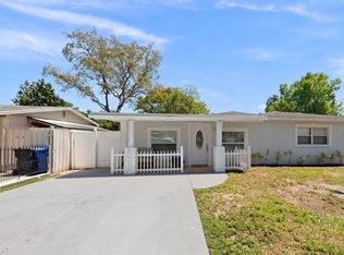 7413 N Arrawana Ave, Tampa, FL 33614