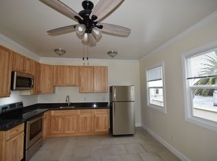 1733 Seminary Ave #210, Oakland, CA 94621