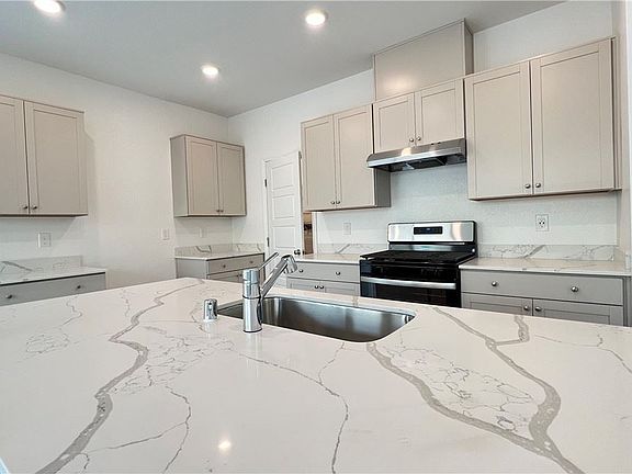 3rd image of 1710 Rustic Village Ave