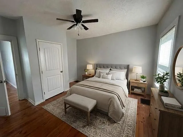 2141 Bradley Ave — Photo 7