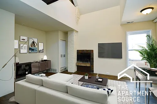 888 W Lill Ave #2F Photo 1