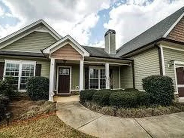 465 Willow Springs Dr, Dallas, GA 30132