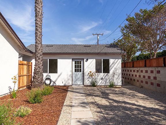 Detached ADU with private entrance and yard