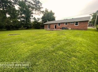 31 Victoria Rd, Jacksonville, NC 28546