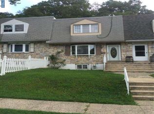 1442 Rainer Rd, Brookhaven, PA 19015