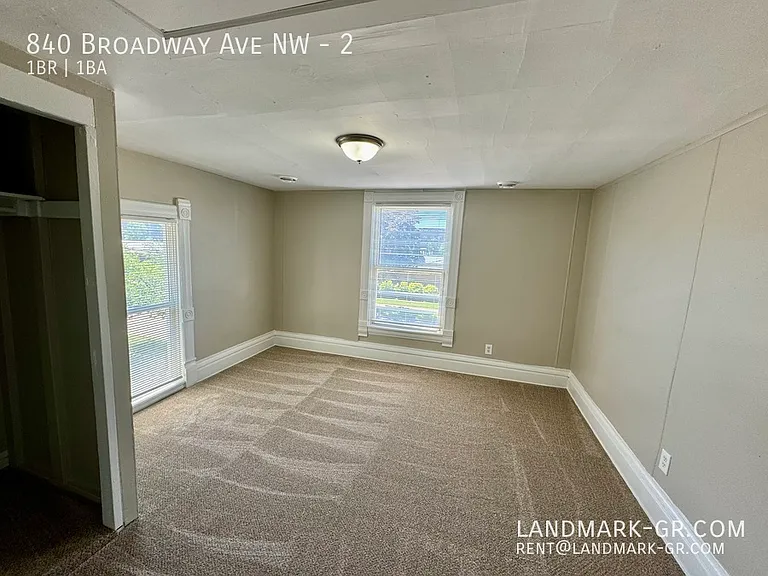 840 Broadway Ave NW #2 — Photo 3