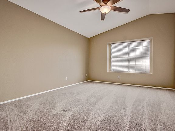 3rd image of 1014 W Kelton Ln