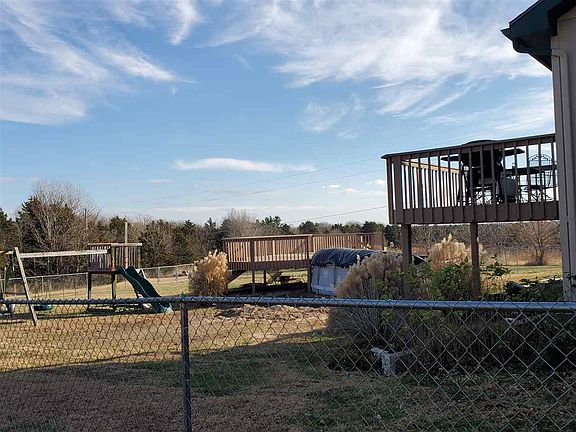 5th image of 7513 Younkin Dr