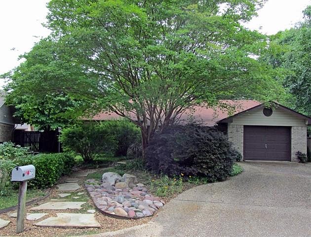 1st image of 712 Southoak Dr