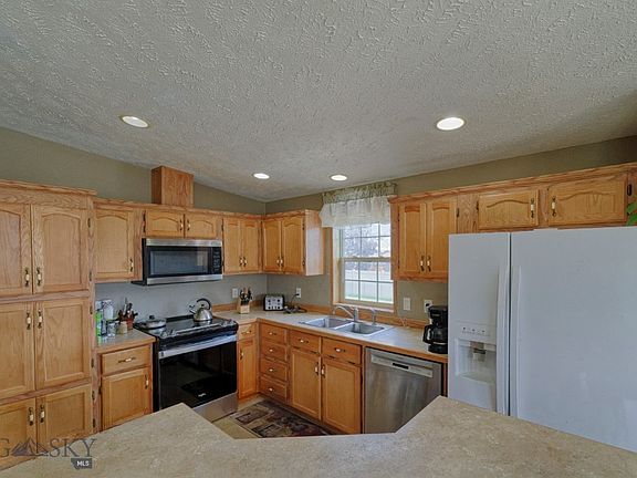 5th image of 4852 S Warren Ave