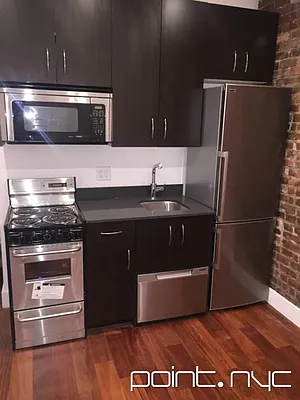 Rented by Point NYC | media 17