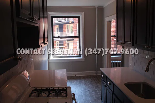 Rented by Contact Realty | media 7