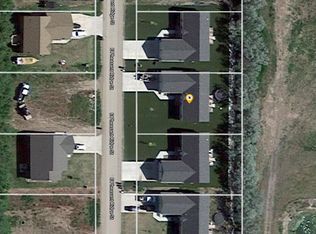 1408 E Pheasant Ridge Dr, Watford City, ND 58854