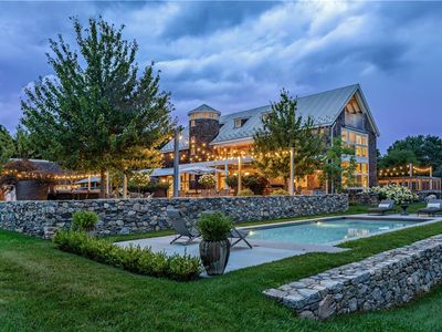 230 Briarwood Ln, Portsmouth, RI, 02871