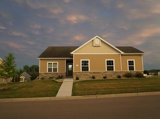 1665 Copperstone Pl UNIT 3-16, Neenah, WI 54956
