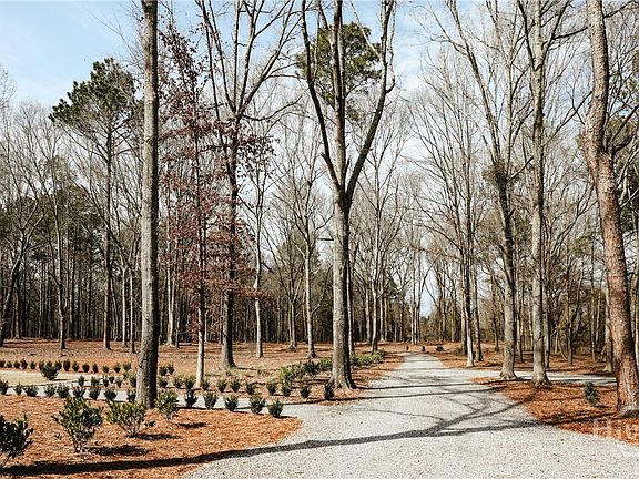 3rd image of 2990 Flat Rock Road