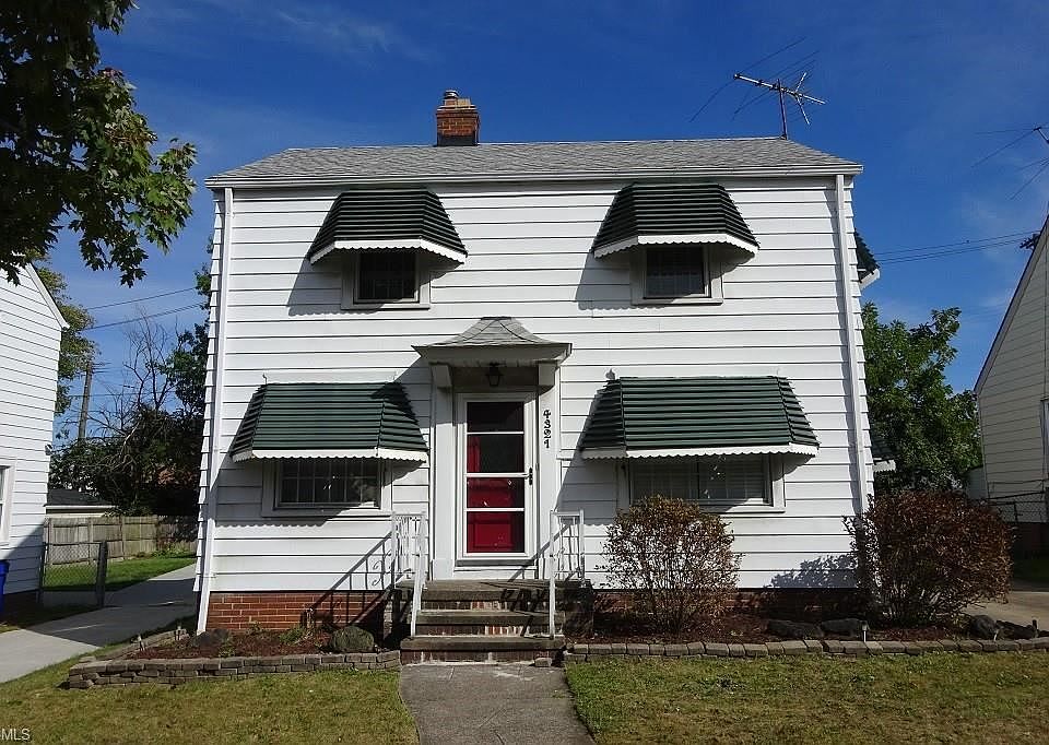 1st image of 4321 W 58th St