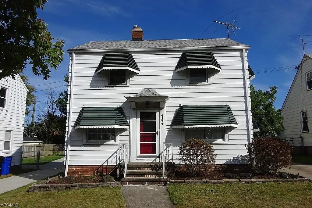 4321 W 58th St photo 1