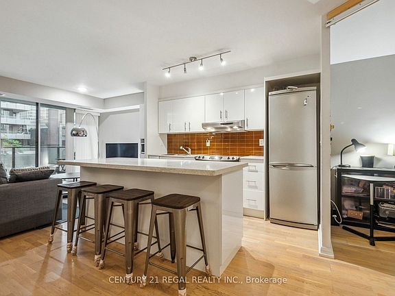 2nd image of 111 Elizabeth St N #501