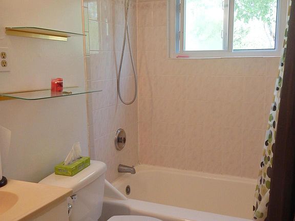 5th image of 4409 Vermont Ave