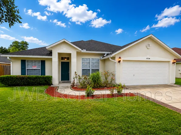 10238 Emma Lakes Dr, Jacksonville, FL 32257