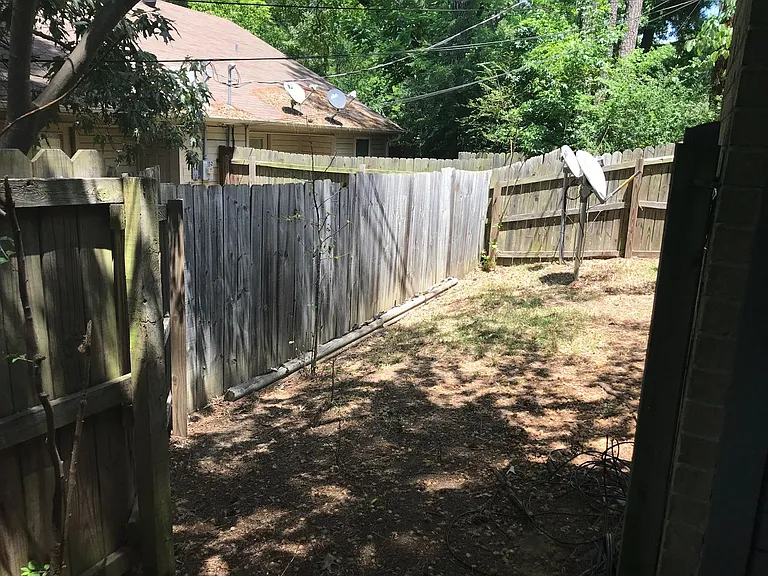 142 Jester Cir — Photo 11