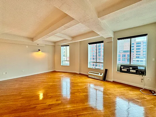 Rented by City Connections Realty | media 4