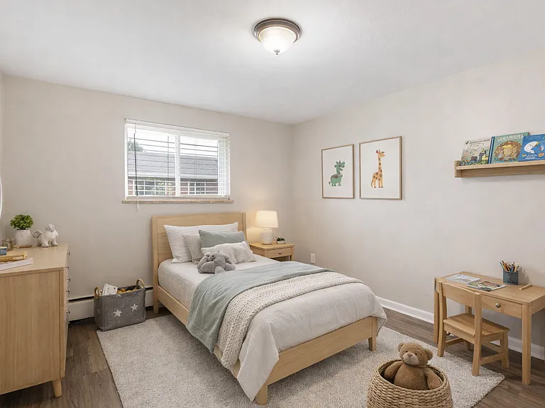 1150 S Allison St — Photo 13
