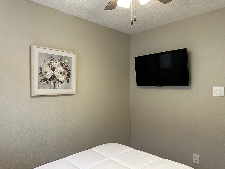 1607 Sagebrush Trl — Photo 37