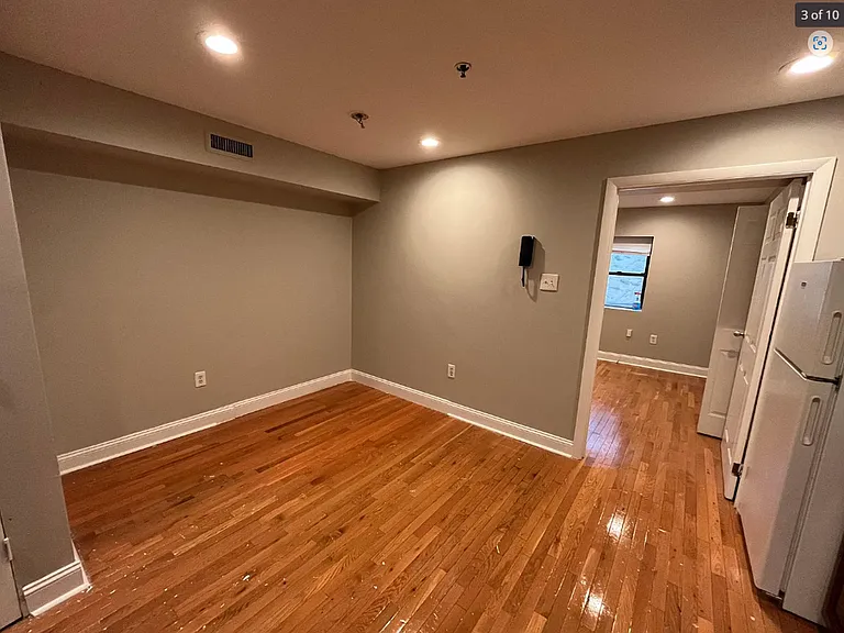 1512-14 Fairmount Dr — Photo 3