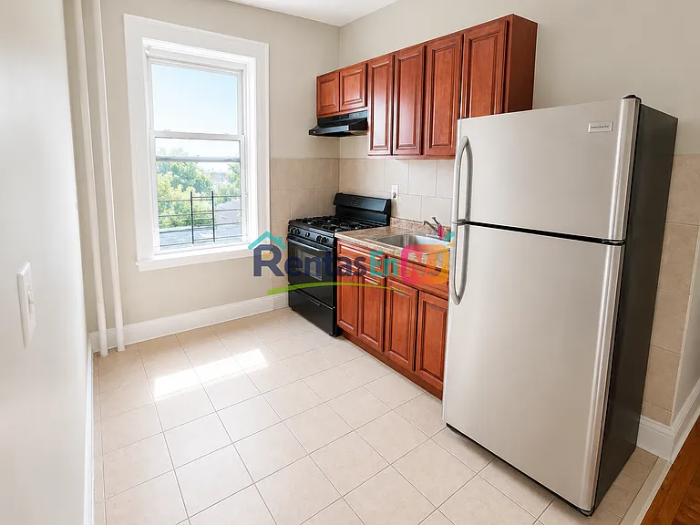 196 Roseville Ave #6C — Photo 5