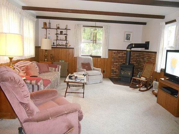 4th image of 14 Highland Ave