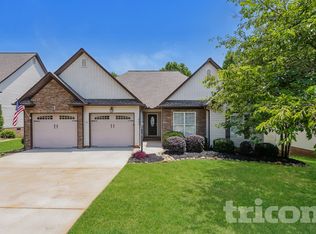 623 Secretariat Dr, Boiling Springs, SC 29316