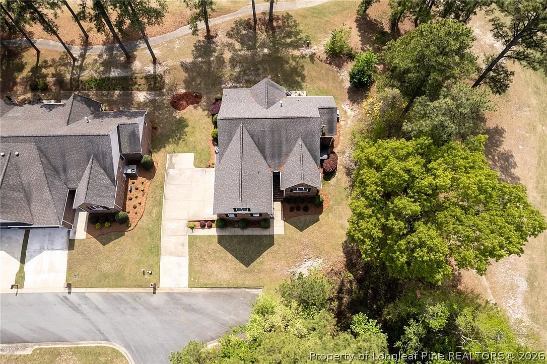 4 bed, 3.0 bath, 2601 sqft, $2,600 — Photo 4