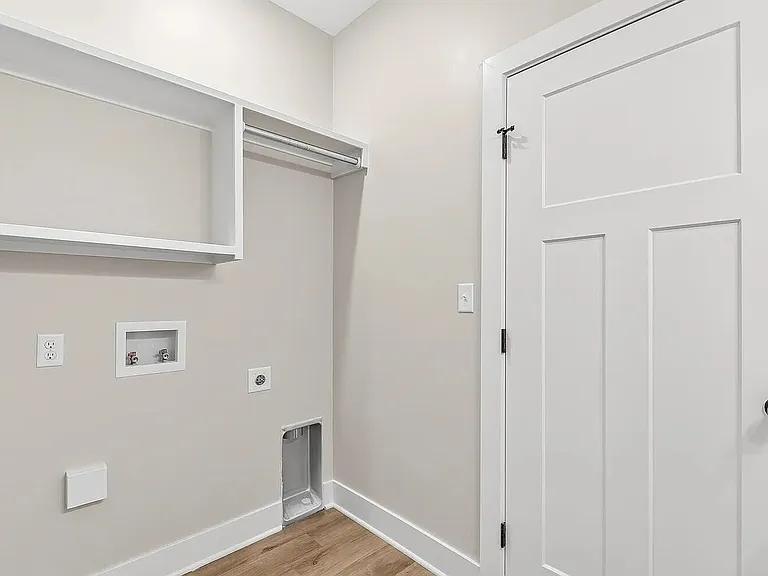 17006 W Lawson St — Photo 14