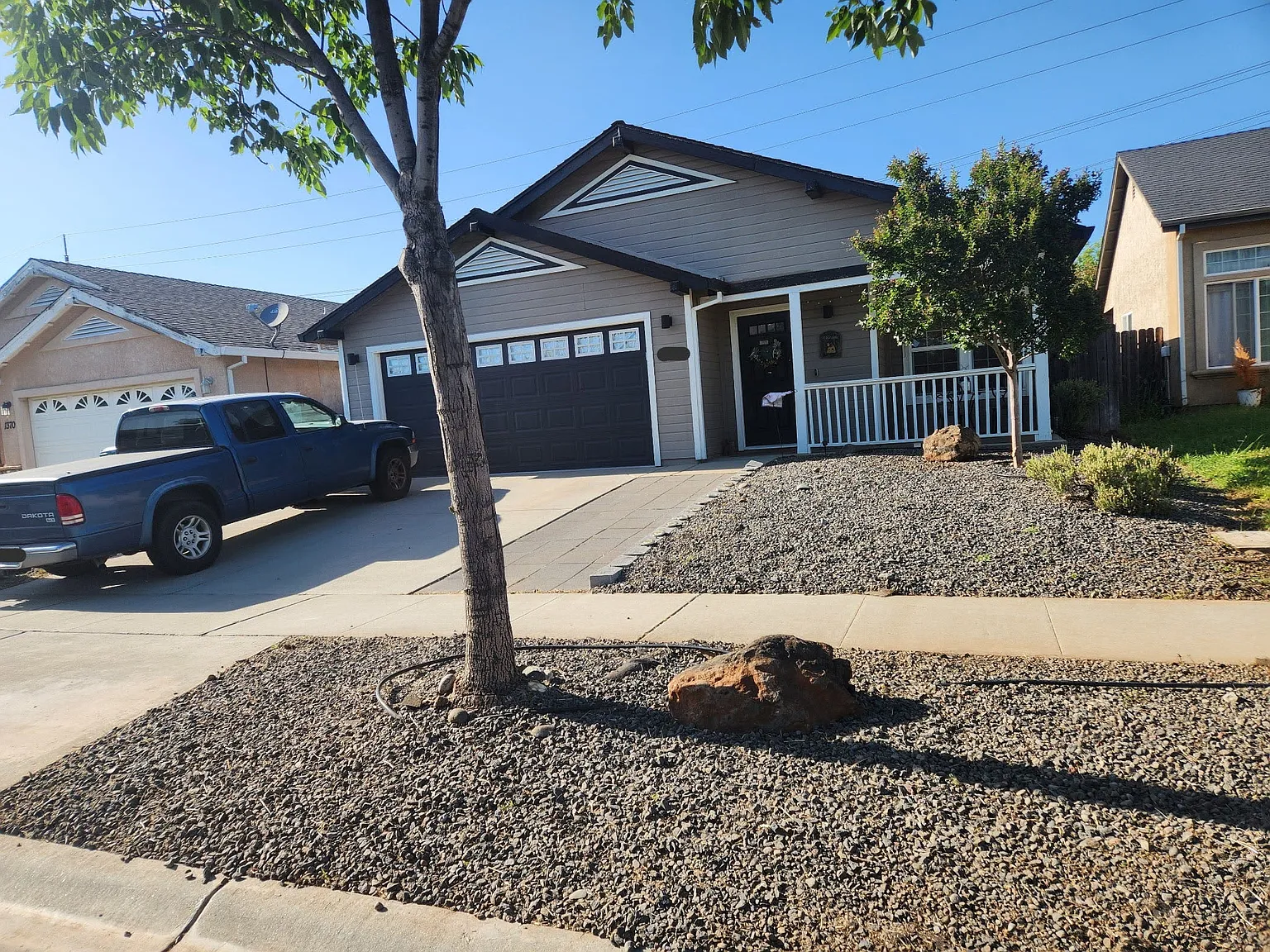 4 bed, 1400 sqft, $2,600 — Photo 2