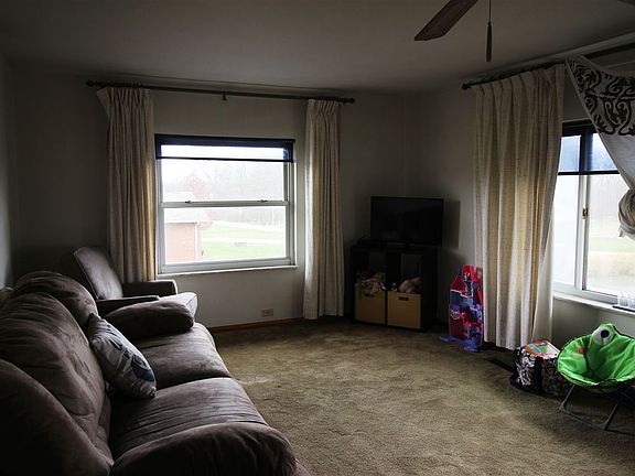 2nd image of 2571 E County Road 400 N