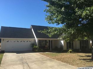 106 Ed Milner Dr, New Market, AL 35761