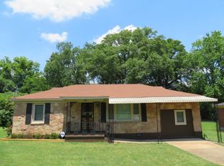 58 E Dunbar Rd, Memphis, TN 38109