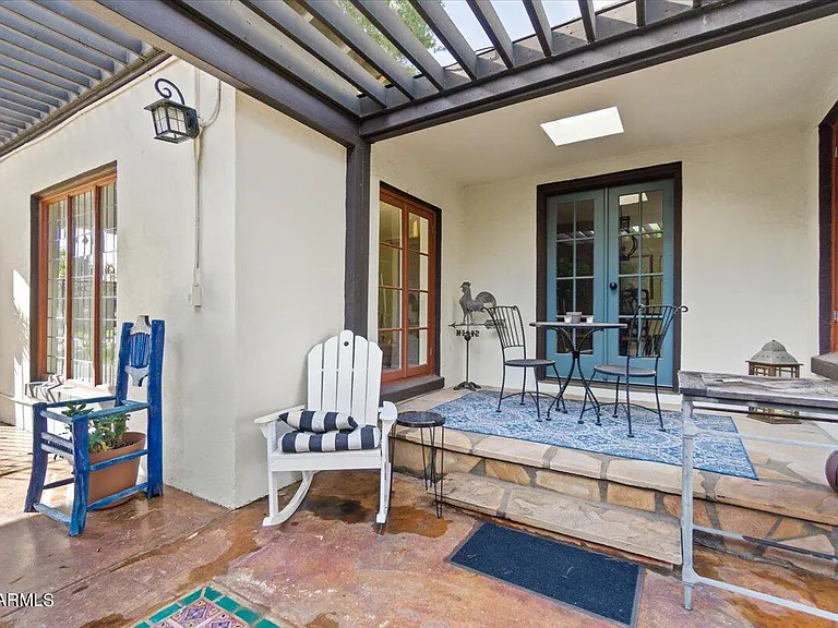 514 W Palm Ln — Photo 26