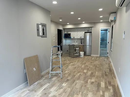 Rented by Premier One Realty LLC | media 6