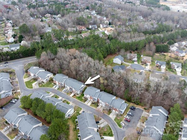 charlotte-north-carolina-65011711 picture