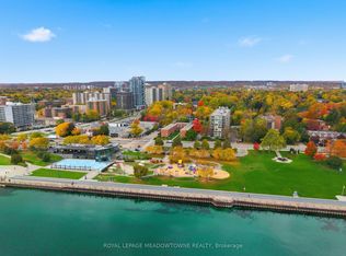 1351 Lakeshore Rd #15, Burlington, ON L7S1B1