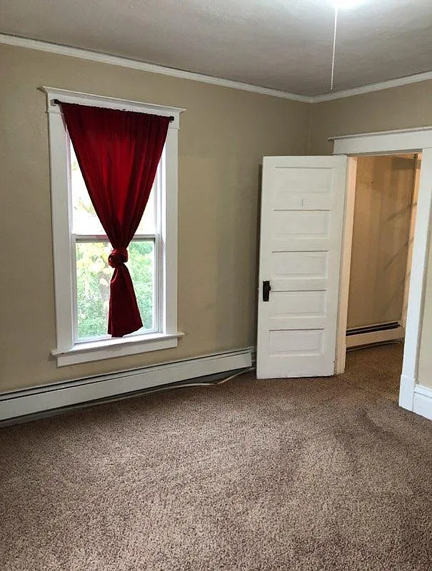 1 bed, 500 sqft, $650 — Photo 1