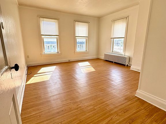 519 Frederick Street - Bedroom 1