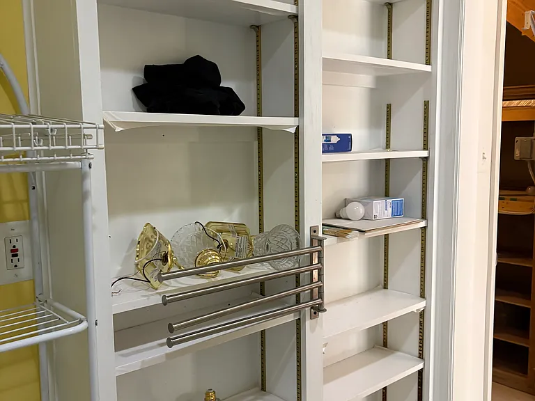 610 Brentwood Ct — Photo 32