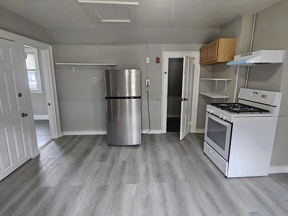 5th image of 45 Frank St #3A