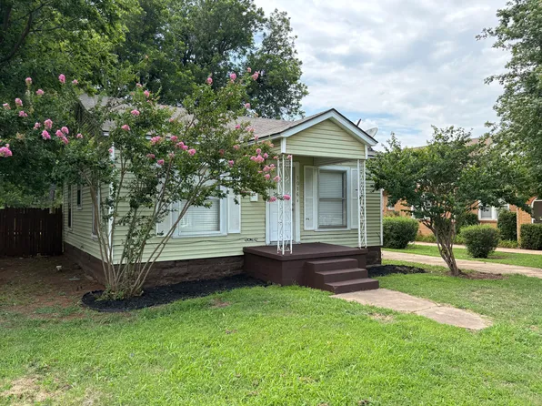 1016 S 17th St, Chickasha, OK 73018