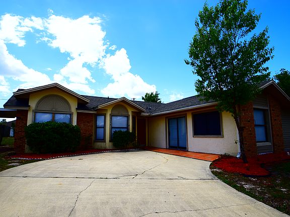 4th image of 2614 Sheffield Dr